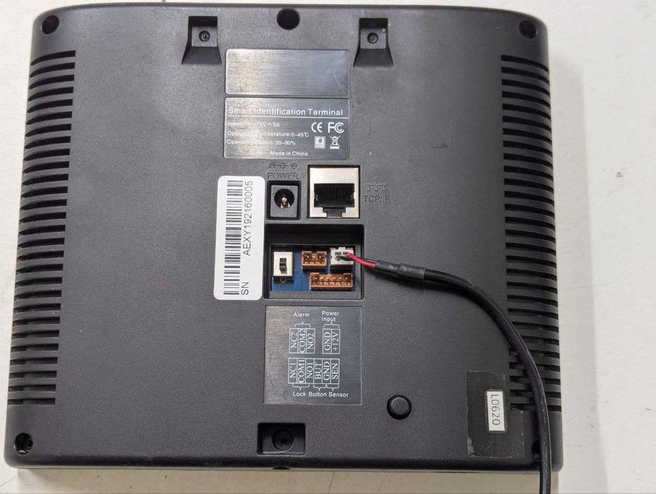 Биометрический сканер пальцев и лица ZKT SilkBio 101TC для СКД