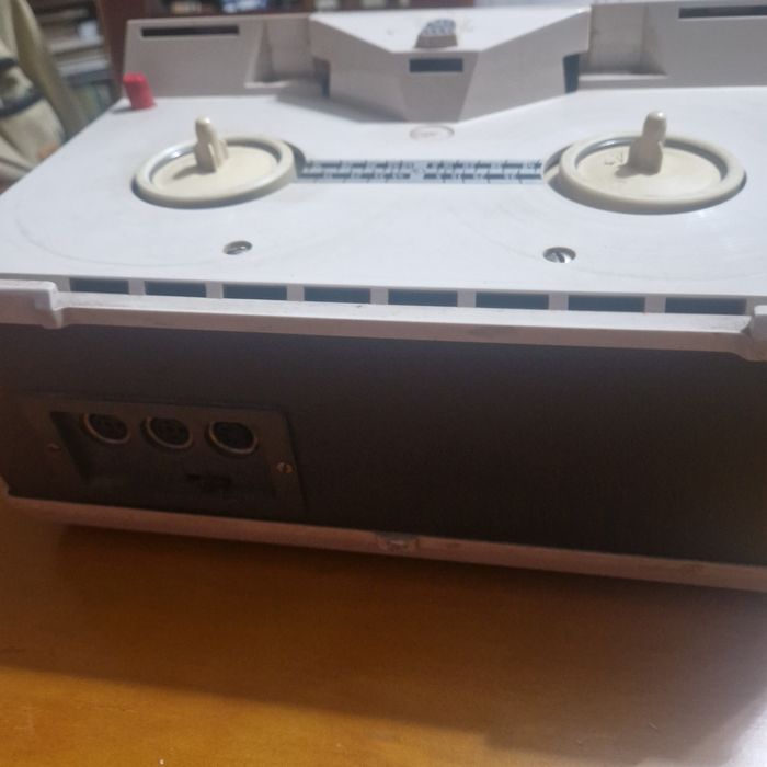 Gravador de bobines Grundig