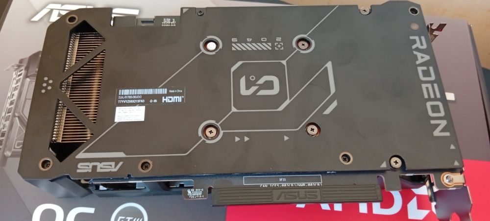 Placa Gráfica ASUS Radeon RX 7600 DUAL OC 8GB GDDR6