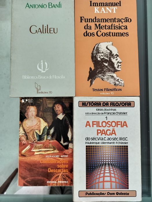 Livros de filosofia e história