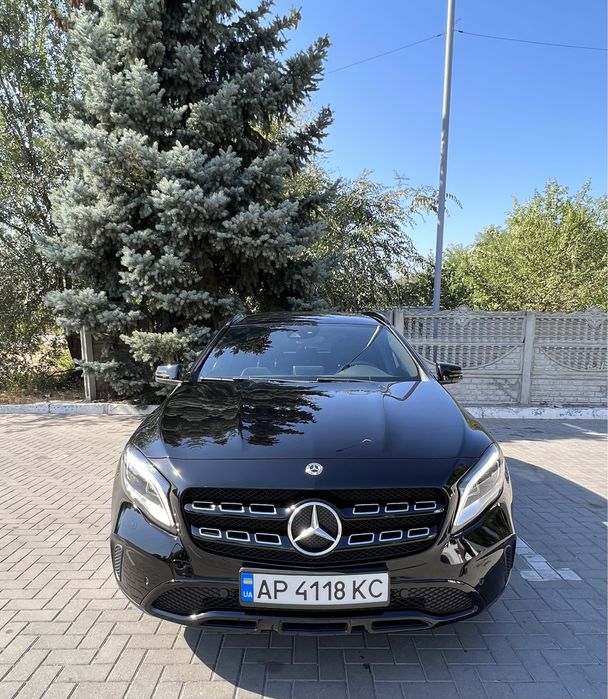 Mercedes-Benz GLA200d, 2019 рік