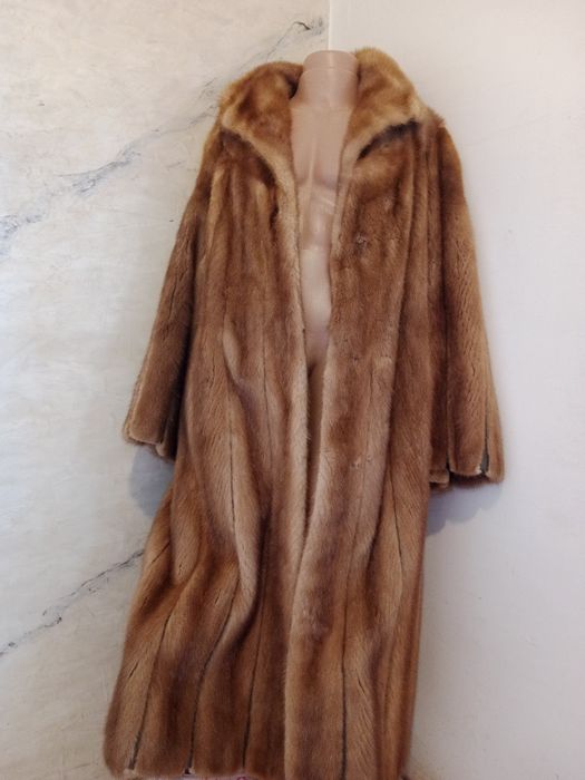 Норкова шуба,довга