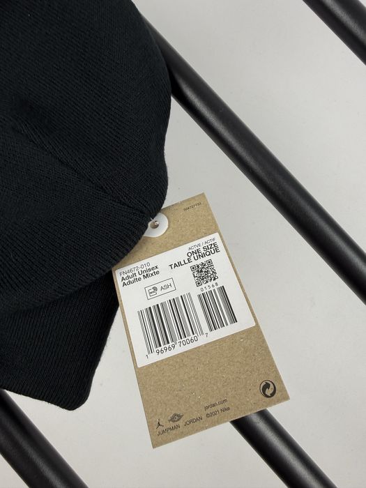 Шапка  Air Jordan Peak Black унісекс FN4672-010 Оригінал