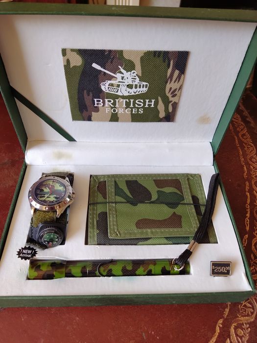 Подарунковий набір для військових