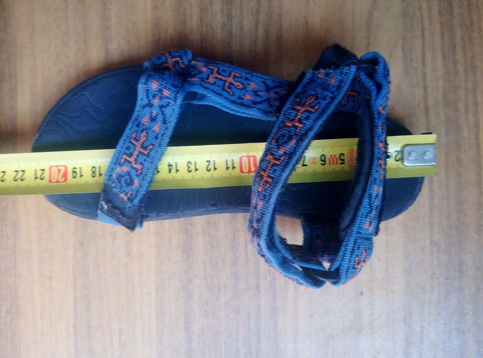Босоніжки teva р.32