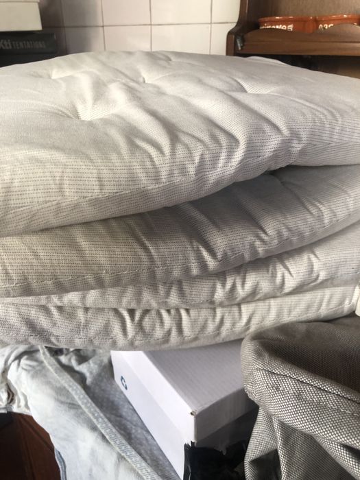 Almofadas e capas para cadeiras bege