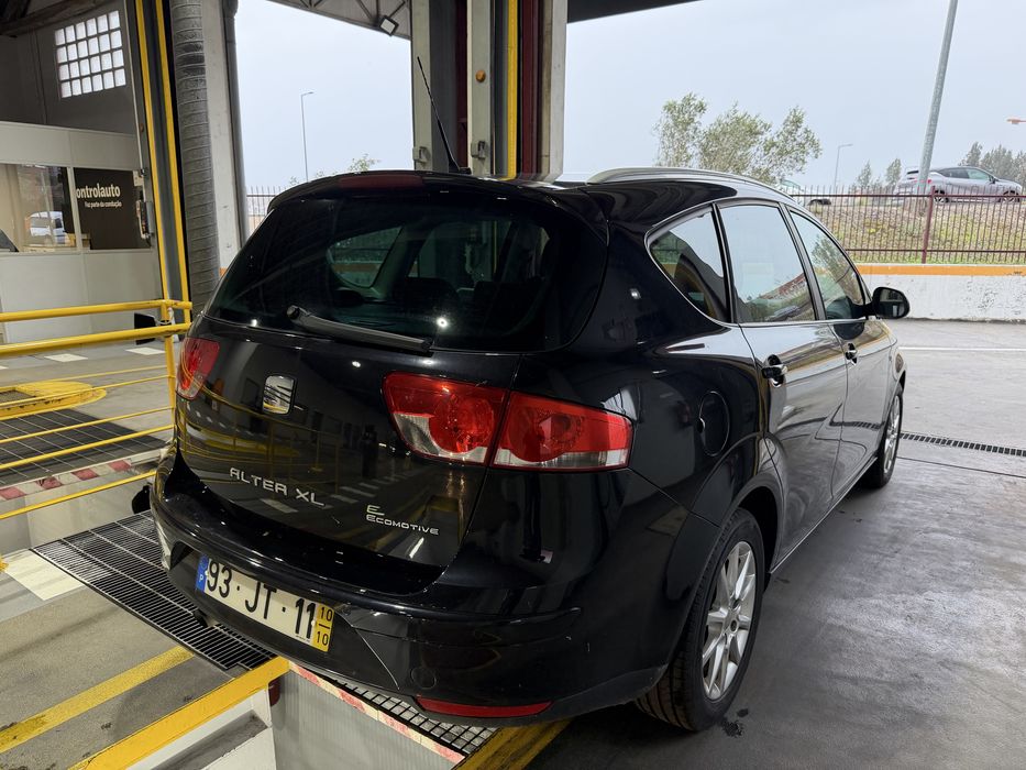 Seat Altea XL 1.6 TDI Sempre assistida na Marca