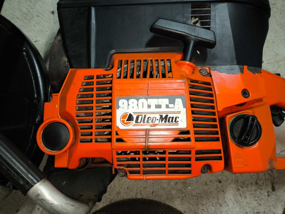 Cortador de betão ou ferro de disco Oleo-Mac 980TT-A