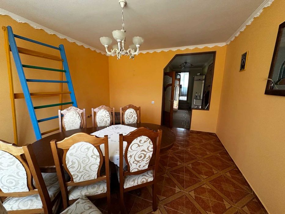 Продається будинок в с. Добрянське