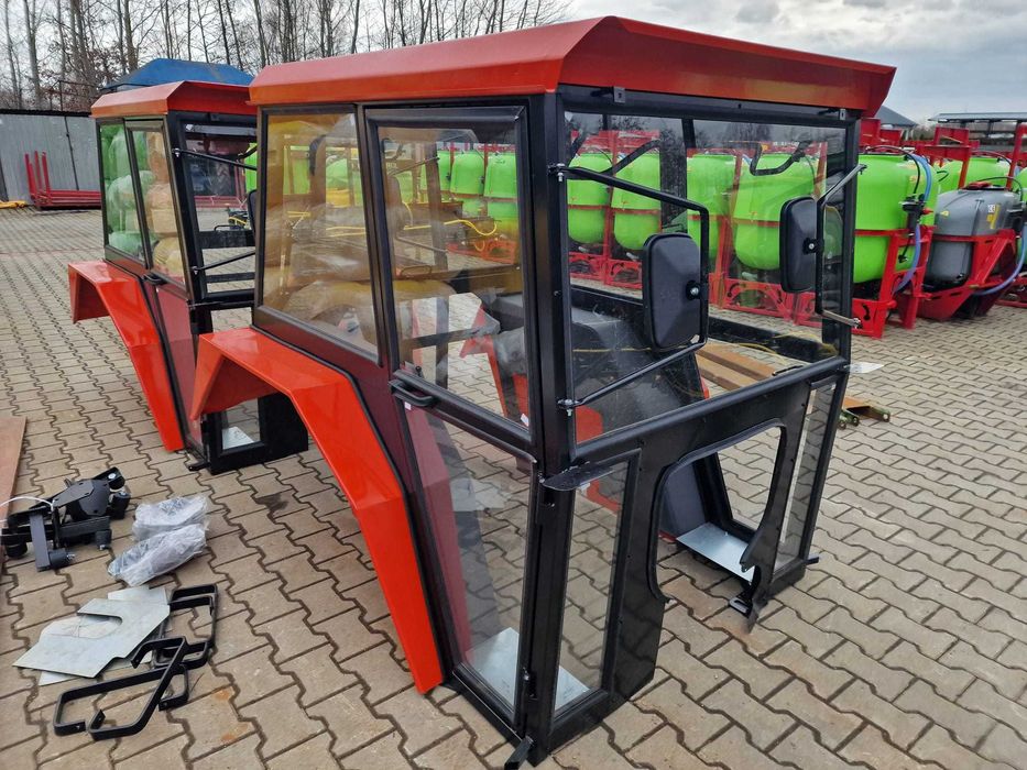 CZĘŚĆ do C330/C360 kabina z błotnikami NOWA