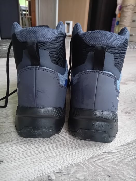 buty adidas Trekkingi Eastrail 2.0 Mid RAIN.RDY  Granatowy