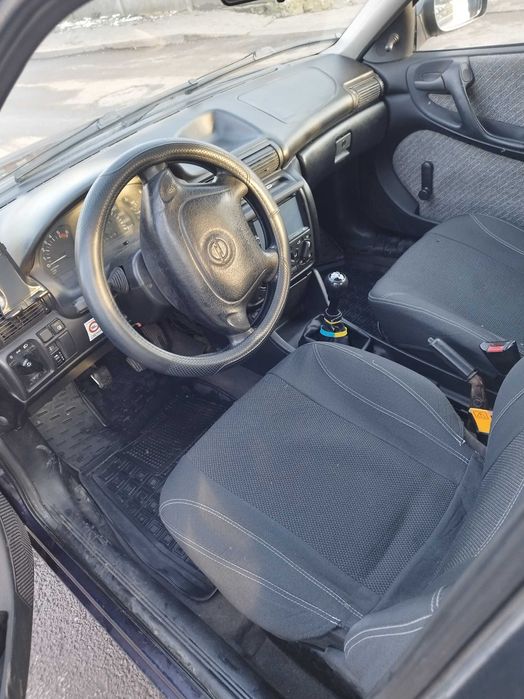 Opel Astra F 1,7 td (isuzu) .