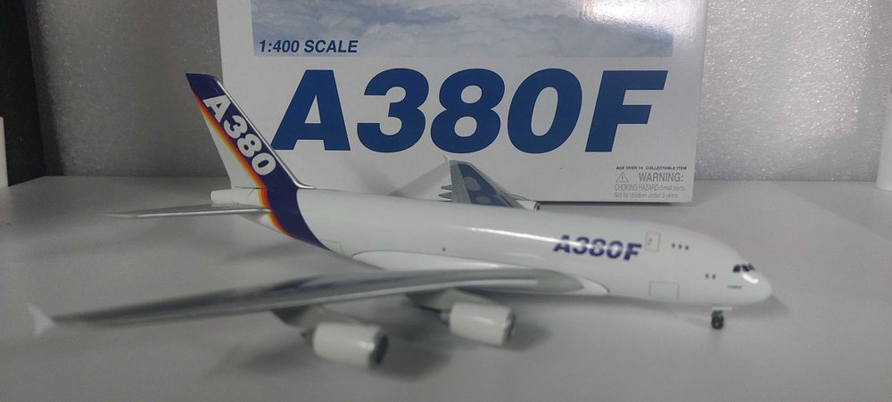 Avião Boeing Aviões Airbus escala 1/400 em Metal Varios Ver Fotos 22