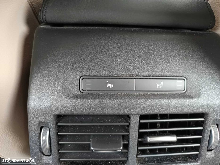 Land Rover Discovery Sport P300e PHEV Híbrido