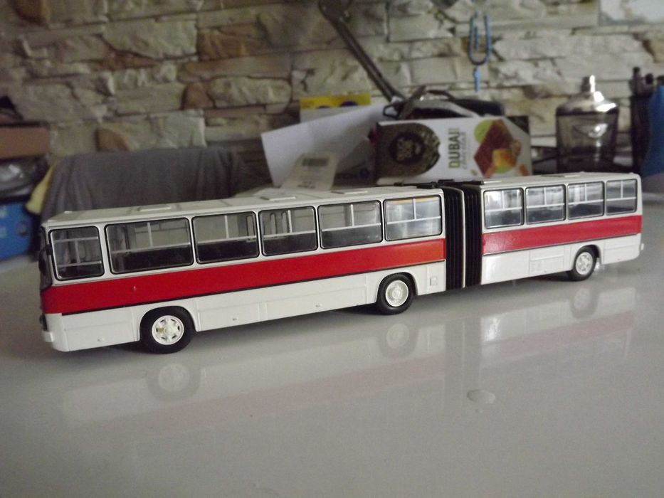 DeAgostini Autobusy PRL Ikarus 246 przegubowy