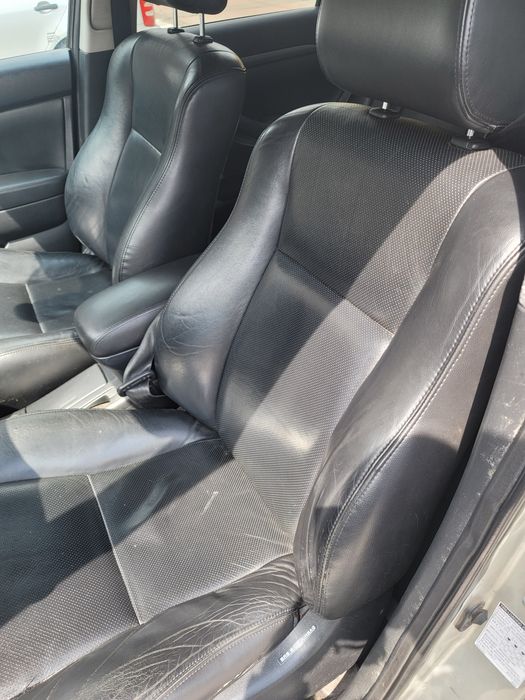 Розбірка toyota avensis шрот разборка тойота авенсіс т25 2007  d-kat