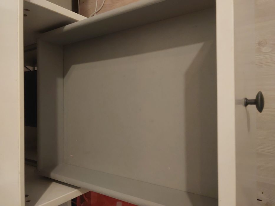 Biurko IKEA z półką