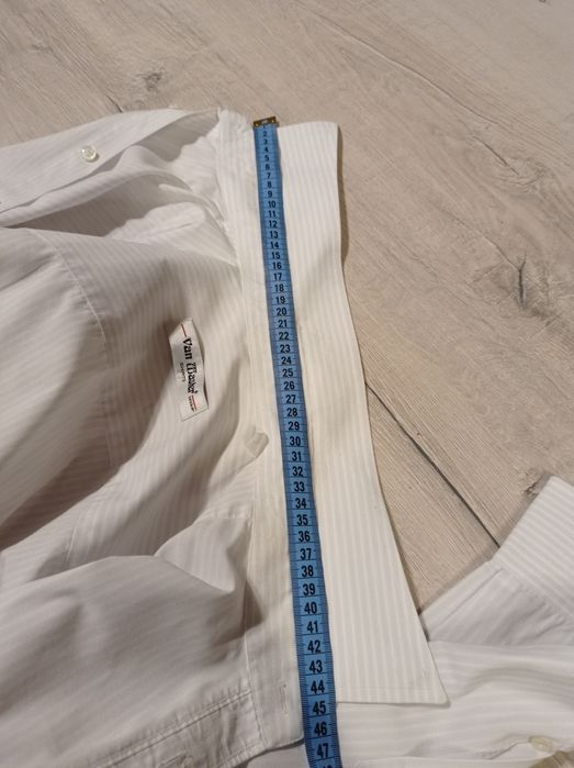 Biała koszula męska