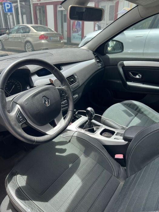 Renault Laguna III 2.0 dCi 150 cv