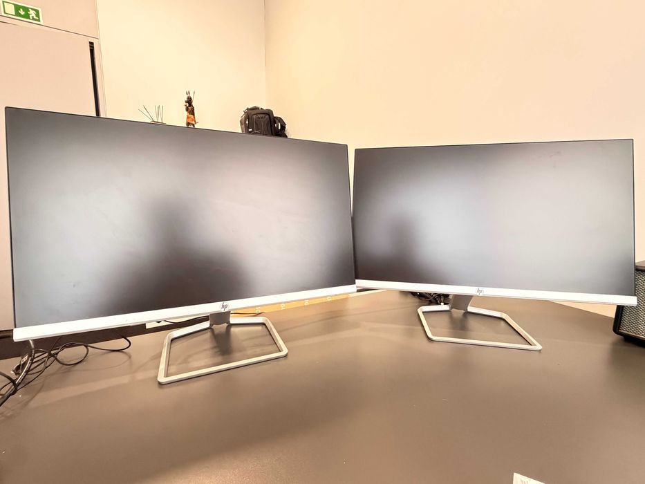 2xMonitor HP 24F (24'' - Full HD - LED IPS - FreeSync) Ultra-Slim