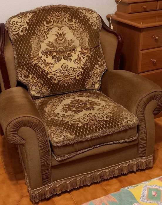 Terno de sofás em tecido