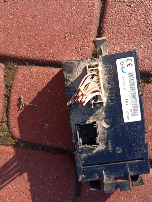 Moduł sterownik UCH Vivaro Trafic 1,9 Diesel Oryginał
