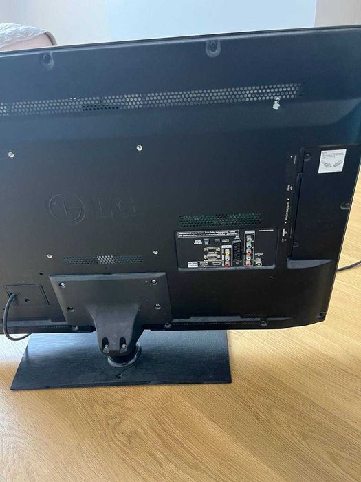 telewizor LG 60hz