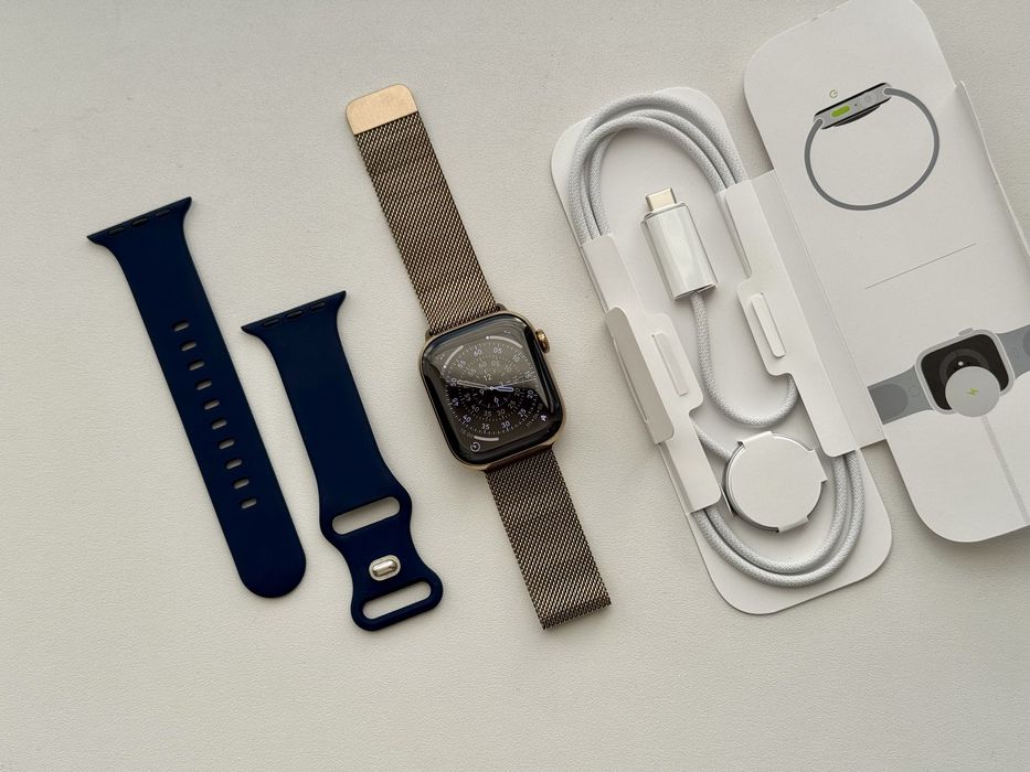 Apple Watch 11 Titanium Gold В Идеале