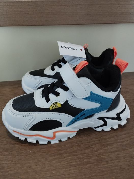 Buty chłopięce rozmiar 28