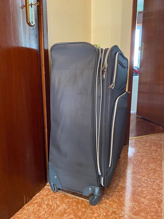 Mala de viagem samsonite cinzenta 32kg grande