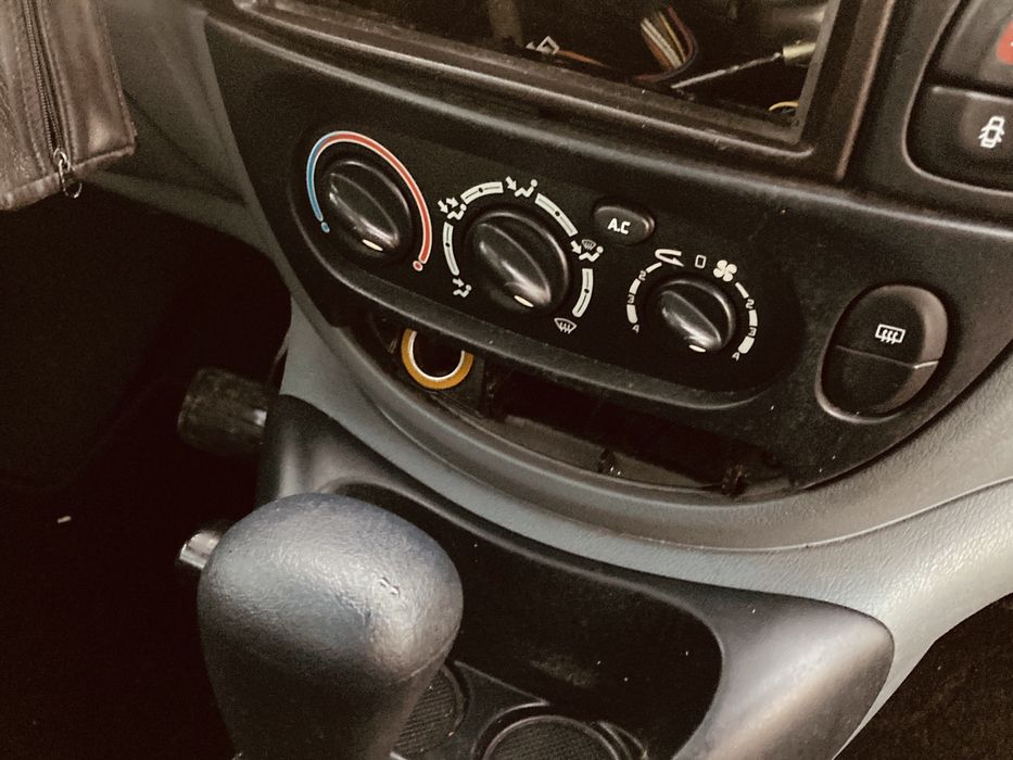 Sprzedam scenika 2.0 benzyna automat zadbany