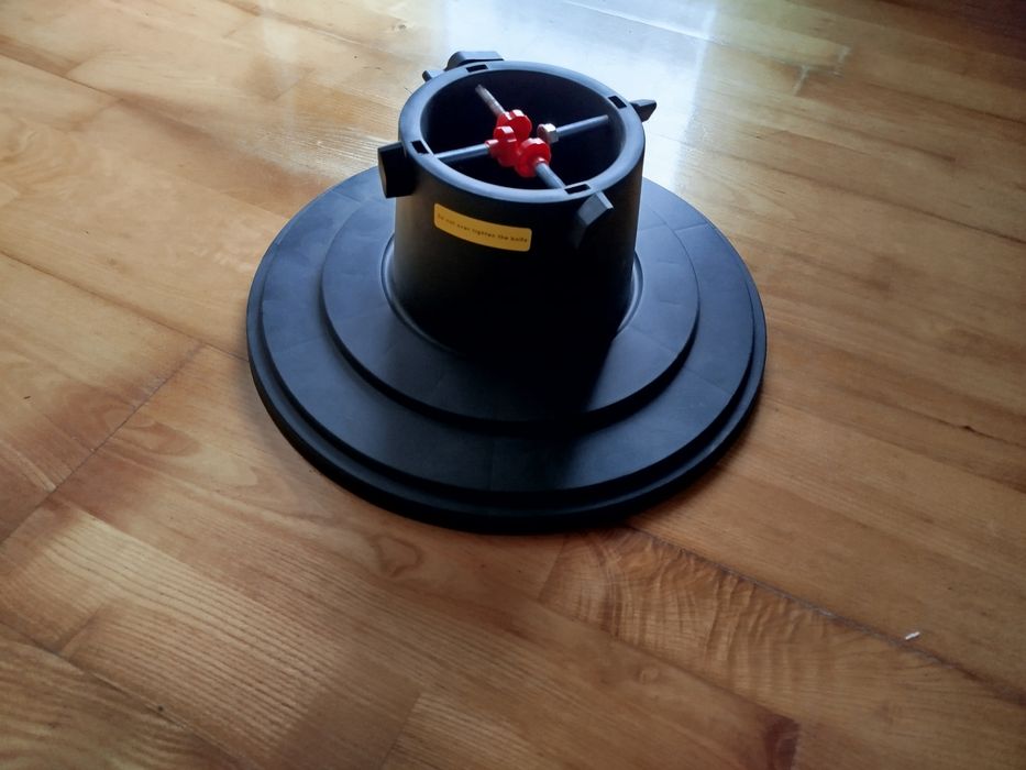 Sprzedam stojak pod choinkę