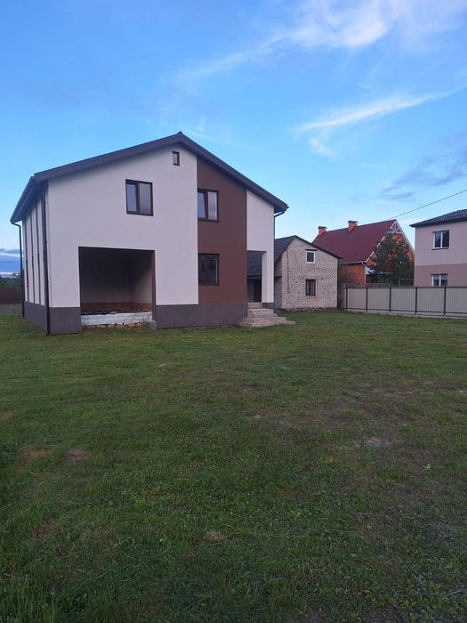 Продаж нового будинку!