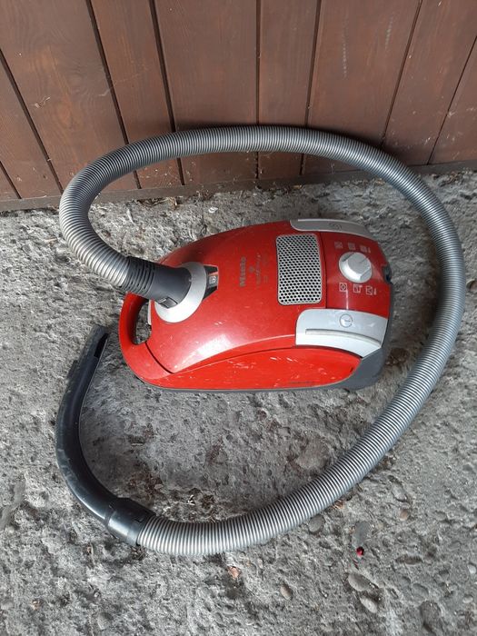 Odkurzacz Miele 2000w