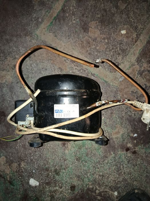 Продам Компресор від холодильника робочому стані