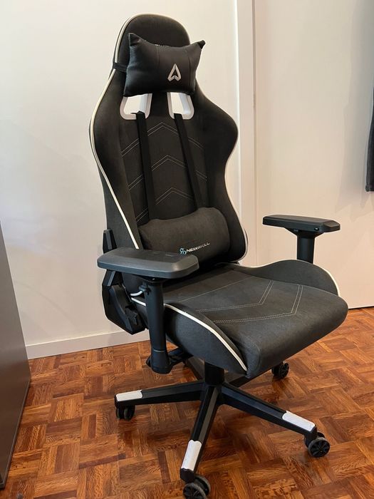 Cadeira gamer ou gabinete