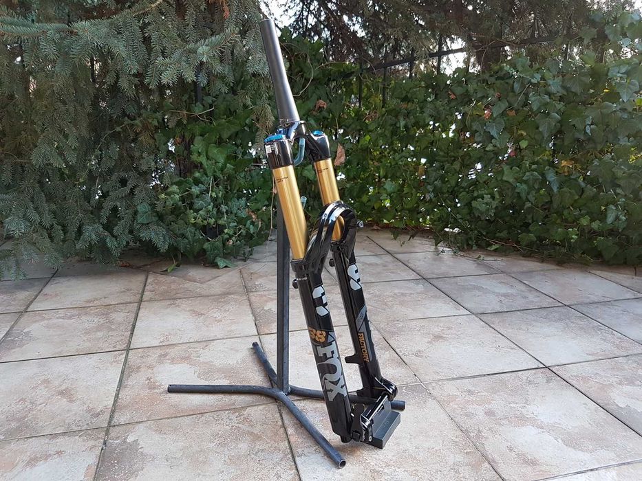 amortyzator 29" FOX Factory 38 Float, Kashima, skok 160, Boost, 44mm