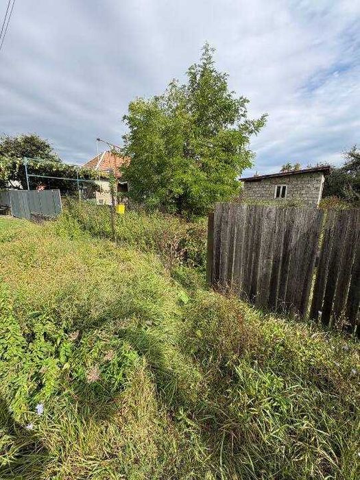 Продам земельну ділянку 0,22га з будинком