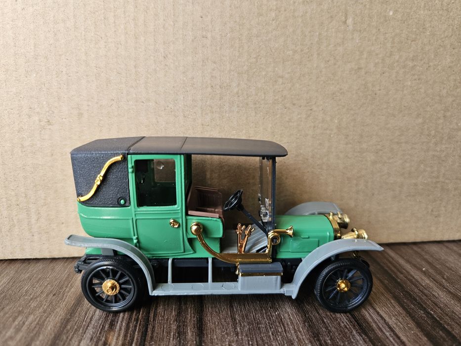 Руссо-балт Руссобалт Берлин Ландолэ фаэтон  а22 сделано в СССР модель