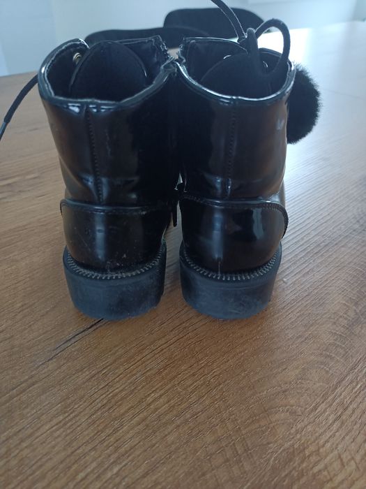 Buty zimowe Reserved