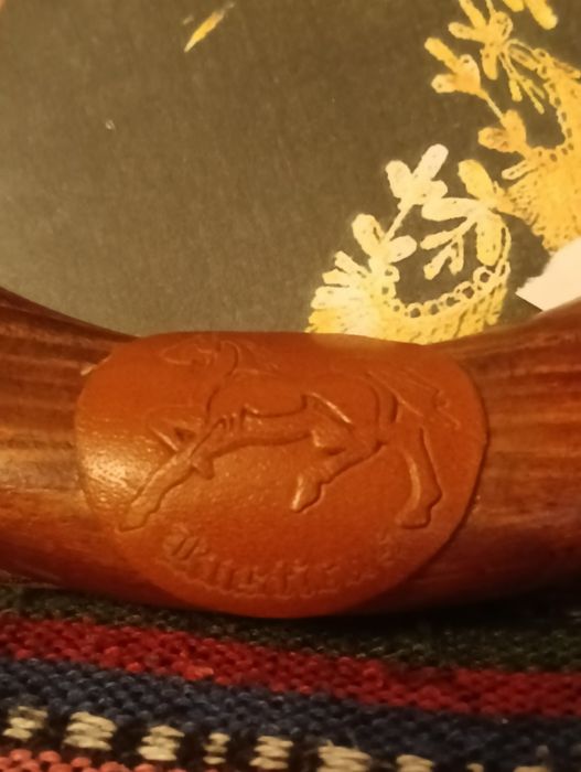 Bela moldura/ porta retratos de madeira ou outros