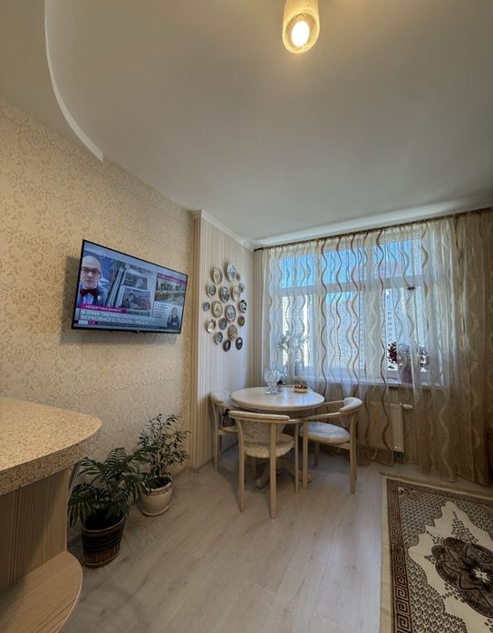 Продаж 1к квартири 54 кв м з ремонтом Чавдар 18 Осокорки Позняки