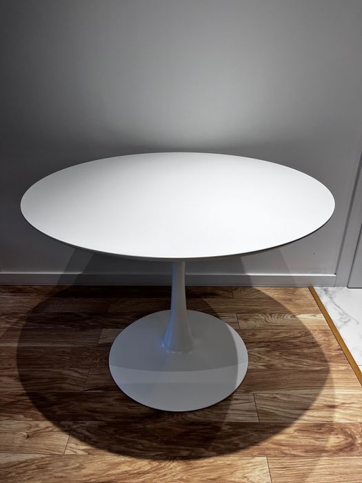 Stół okrągły Jysk