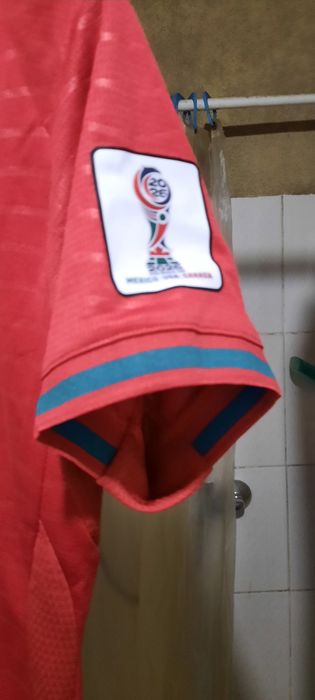 Conjunto completo selecção nacional.