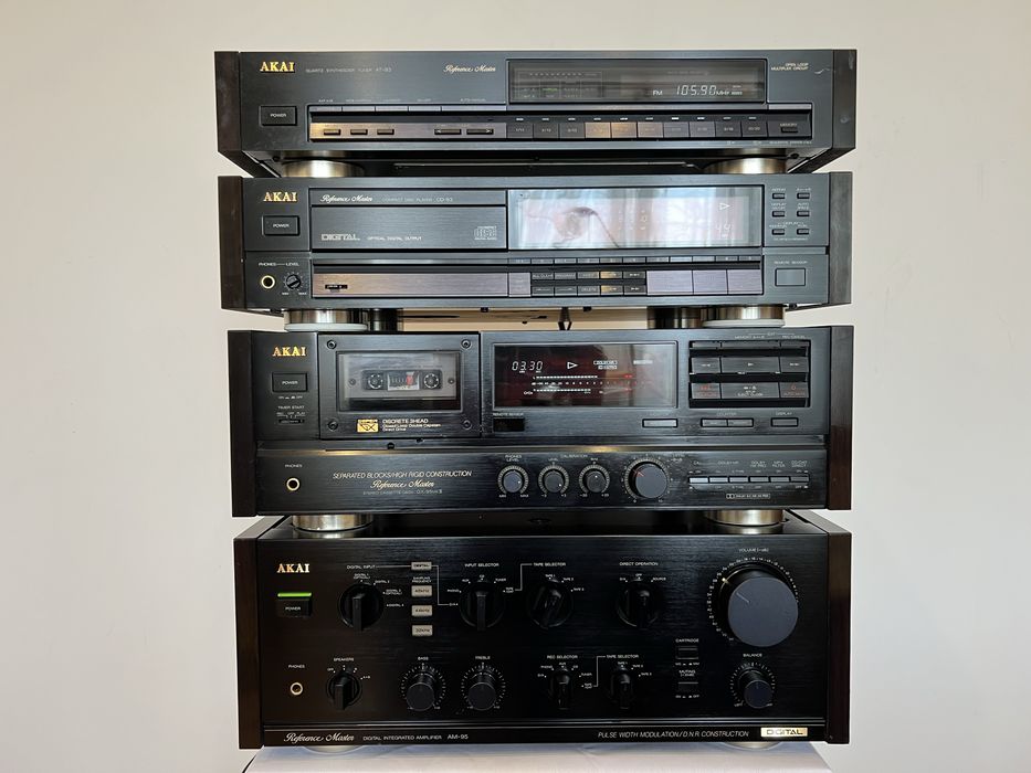 Wieża AKAI Tuner AT93 Magnetofon GX95MKII Kompakt CD93 wzmacniacz AM95