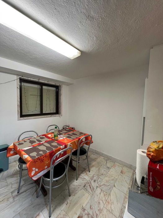 Quarto de casal para alugar em Armés, Sintra