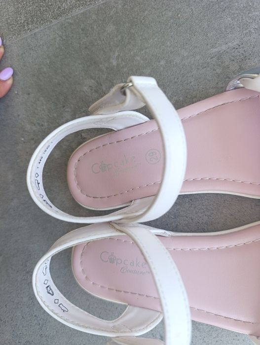 Buty sandałki 29