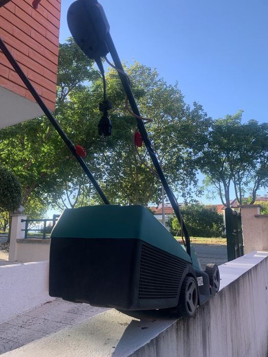 Corta relva Bosch