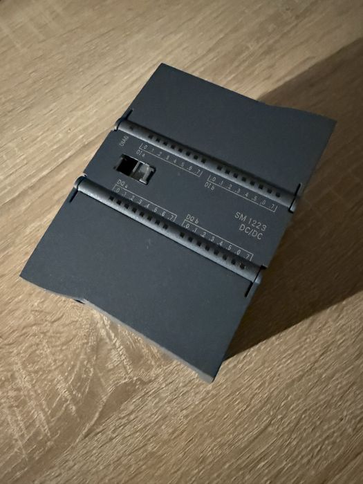 Siemens SM1223 DC/DC S7-1200 plc sterownik moduł hmi