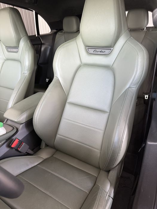 Porsche Macan Turbo 639CV